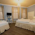 Cathedral 4*