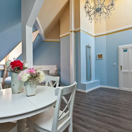 شقق كاتدرائية براغ شقة فندقية براغ