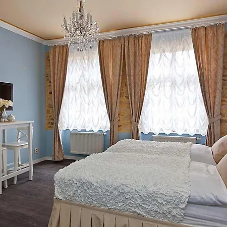 شقق كاتدرائية براغ 4* براغ