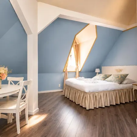 Caroline Old Town Square Hotel 4* Praag