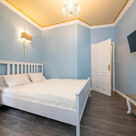 Cathedral Lejlighedshotel 4*