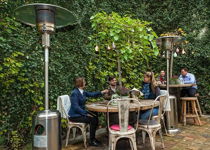 Cathedral Aparthotel 4*