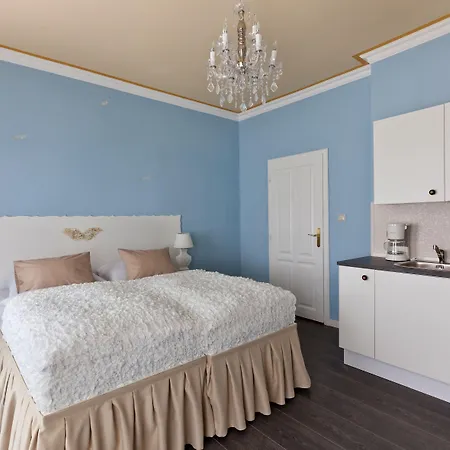 Aparthotel Cathedral 4*