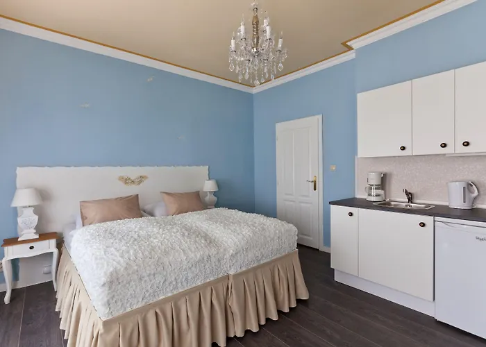 Aparthotel Cathedral 4*