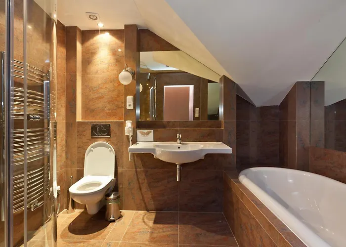 Aparthotel Cathedral 4*